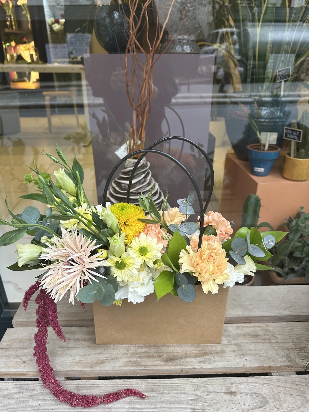 Ayser kutuda çiçek