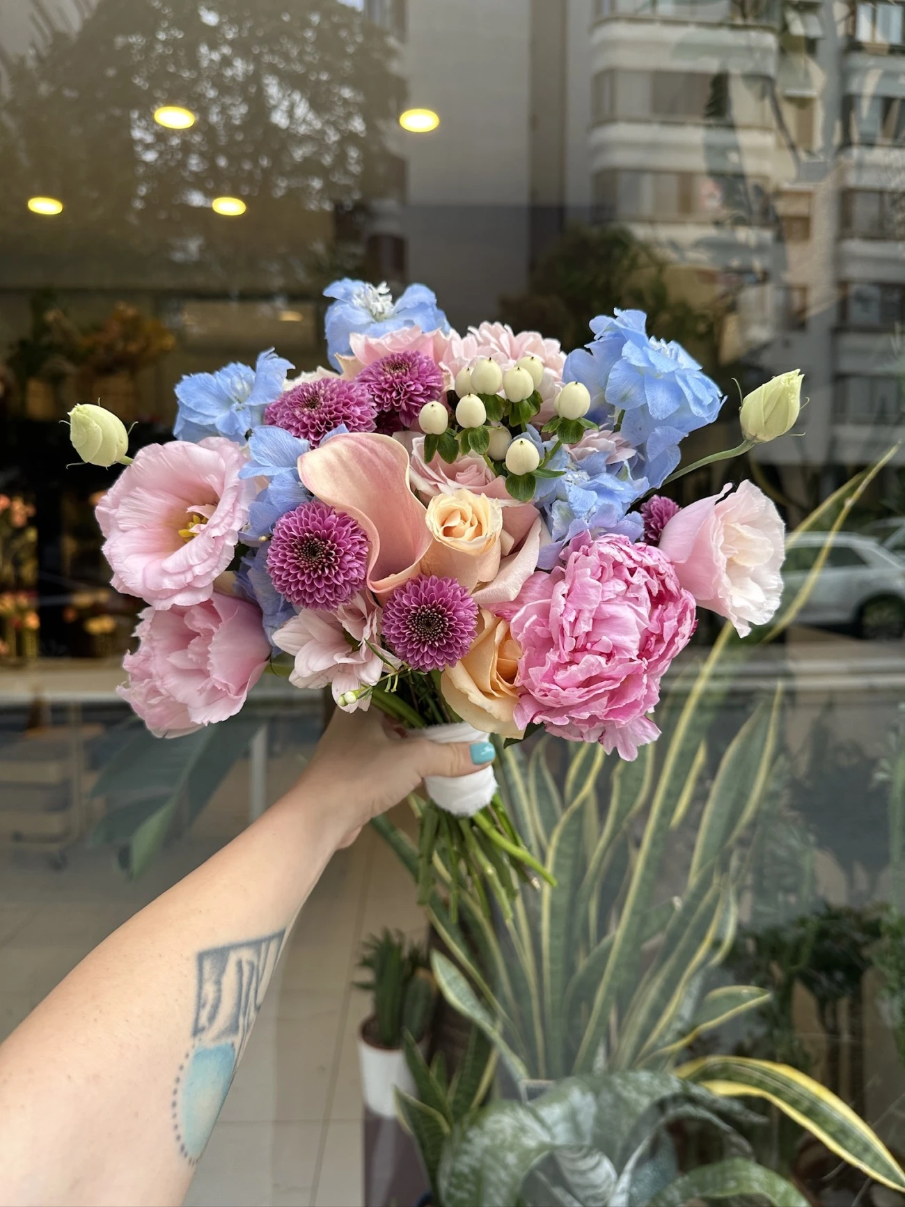 Lisyantus Delphunium Şakayık buketi