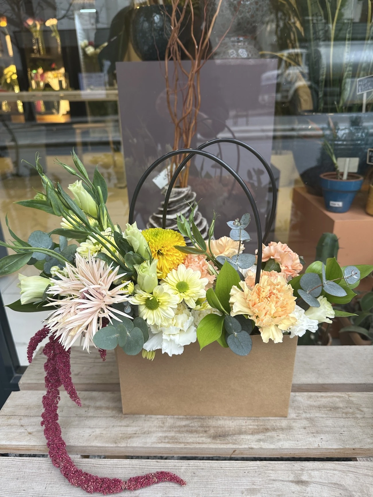 Ayser kutuda çiçek