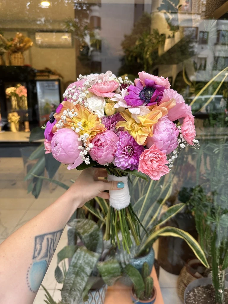 Şakayık Karanfil Krizantem Buketi