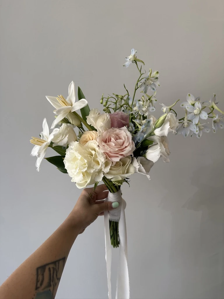 Gül Lisyantus Lale Buketi