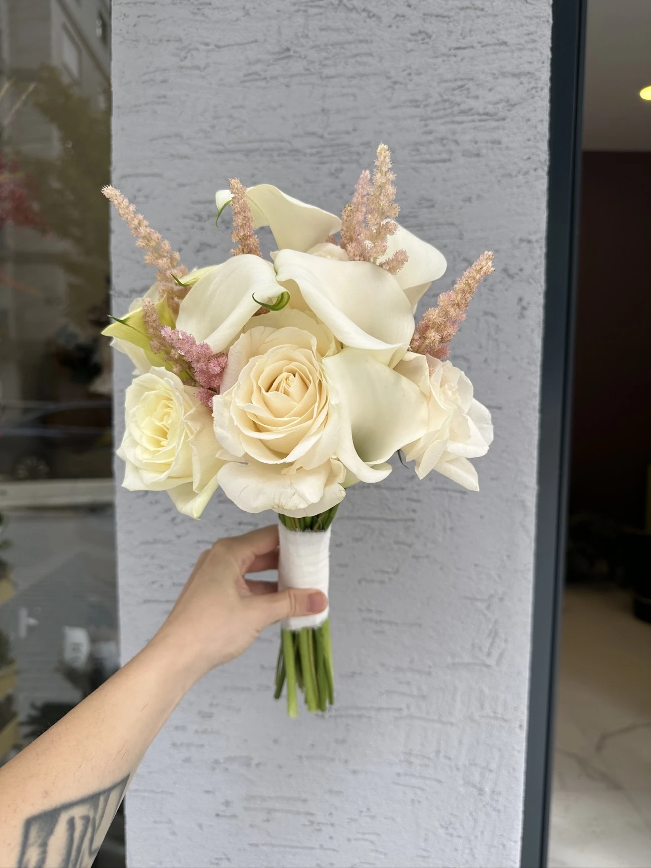 Gala Gül Astilbe Buketi