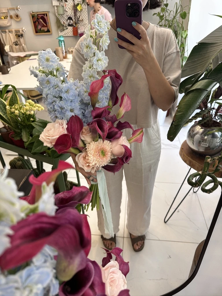 Gala Delphurium Buketi